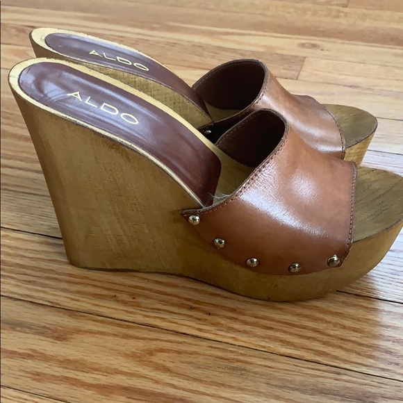 wooden platform wedges